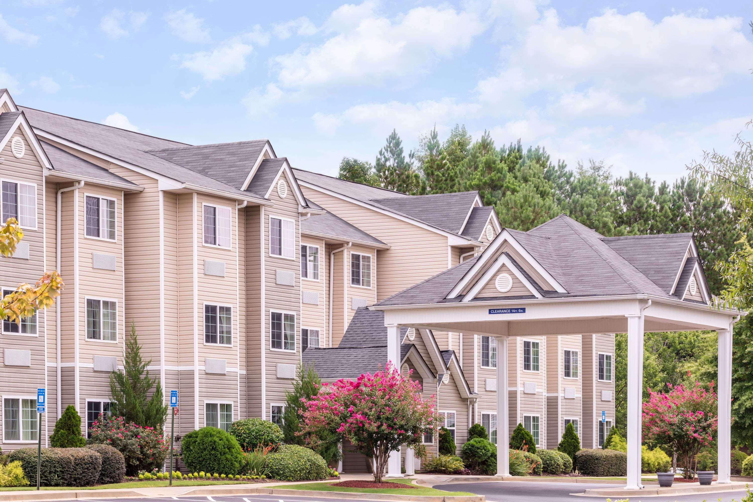 Microtel Inn & Suites Columbus North Экстерьер фото